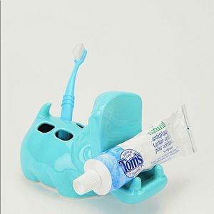 restocked💓UO Hippo Toothbrush Holder